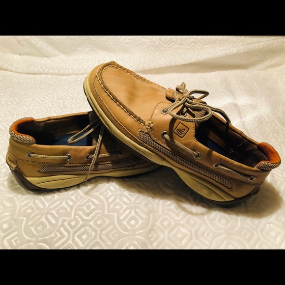men's sperry lanyard boat shoes